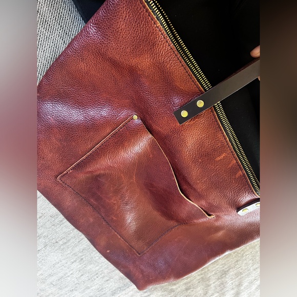 Oversized Nutmeg zip PLG tote - Picture 3 of 11